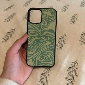 Iphone 12 green swirl case